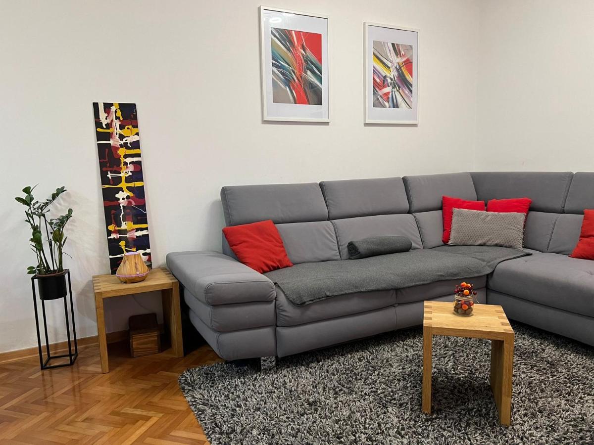Mm Split Apartment - 5 Min By Car To The Beach & City Center - Free Public Parking Exterior photo